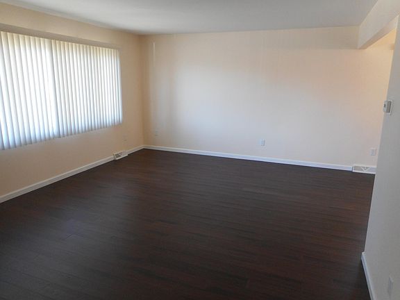 4th image of 27 Keegans Ln Floor 2