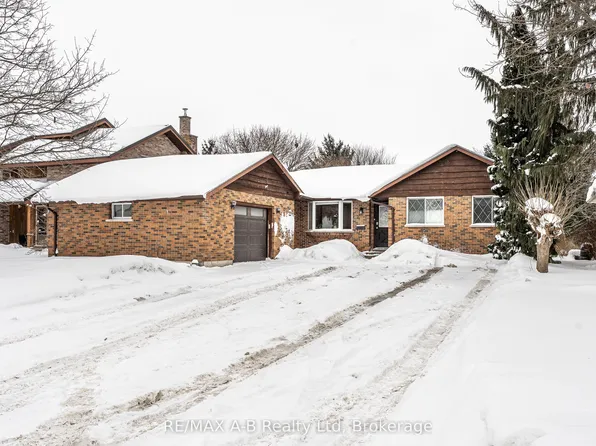 332 Widder St E, Saint Marys, ON N4X 1C5