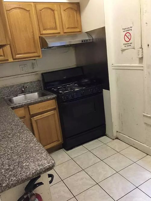 2nd image of 411 Eddy St #21