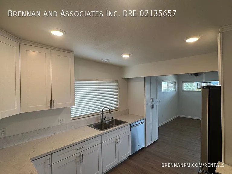 330 Lento Ln — Photo 12