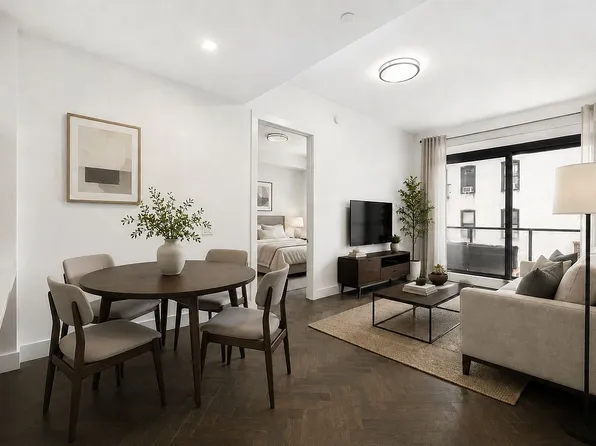 11-12 44th Dr #3C, Long Island City, NY 11101