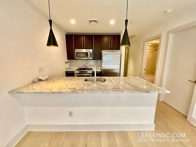 1634 14th St NW #T002 — Photo 10
