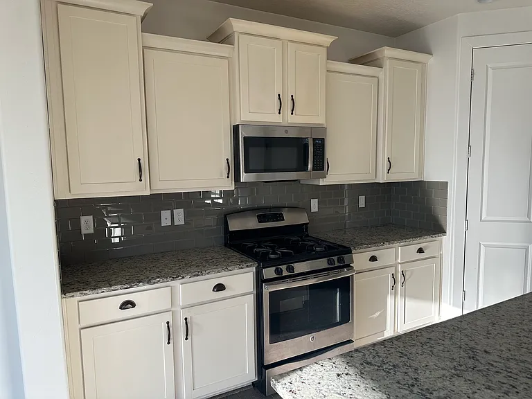 Kitchen Gas range