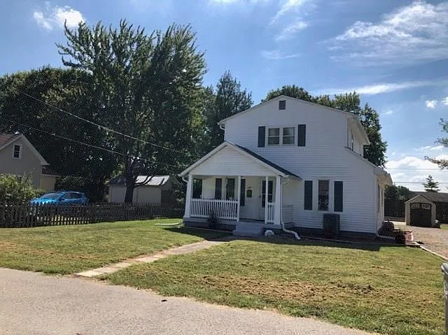 699 E Park Ave photo 1