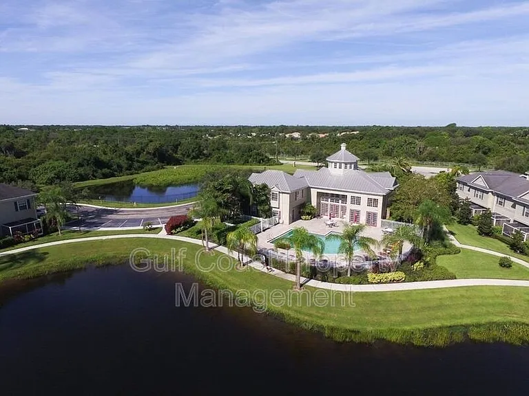 7743 Plantation Cir — Photo 15