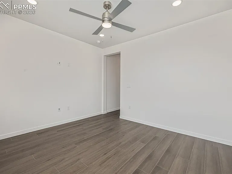 2252 Arikaree Hts #303 — Photo 18