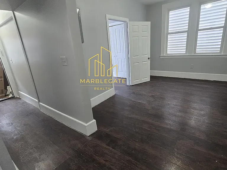 380 Sanford Ave #11 — Photo 8
