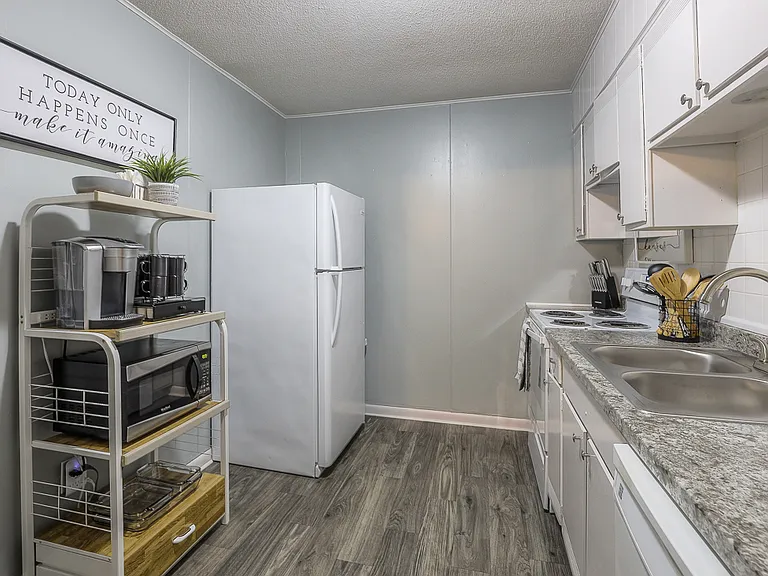 8325 Lowell Ave #6 — Photo 13