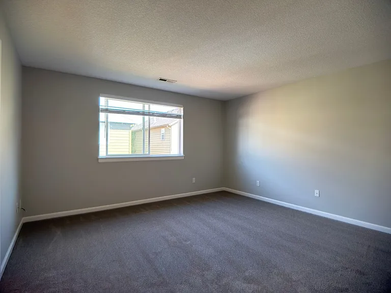 3608 NE 42nd St — Photo 13