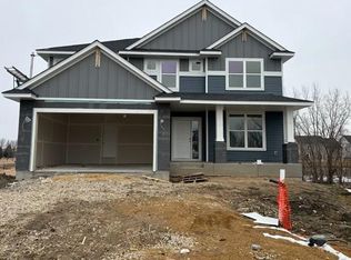 2009 Rainy Ln, Lino Lakes, MN 55038