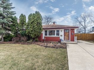 444 N Highland Ave, Elmhurst, IL 60126