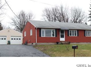 554 1/2 Hinsdale Rd, Camillus, NY 13031