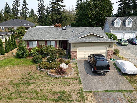 2nd image of 262 Mackenzie Dr