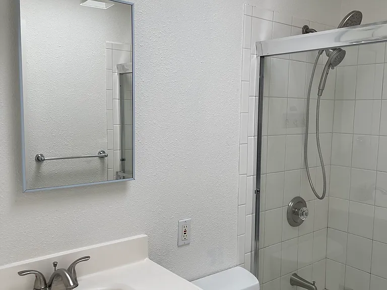 825 Live Oak Ave #M — Photo 5