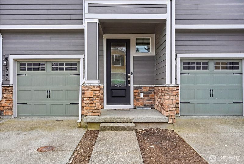 2nd image of 8405 Gilman Way