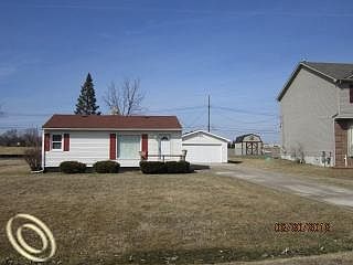 2nd image of 7697 W Pearson