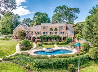 15809 Shoreway Dr, Huntersville, NC 28078