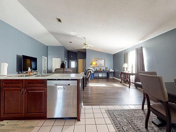 2nd image of 9458 Parker Place Dr