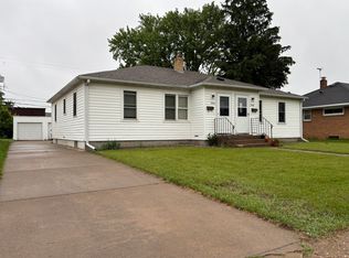 1904 Goff Ave, Eau Claire, WI 54701