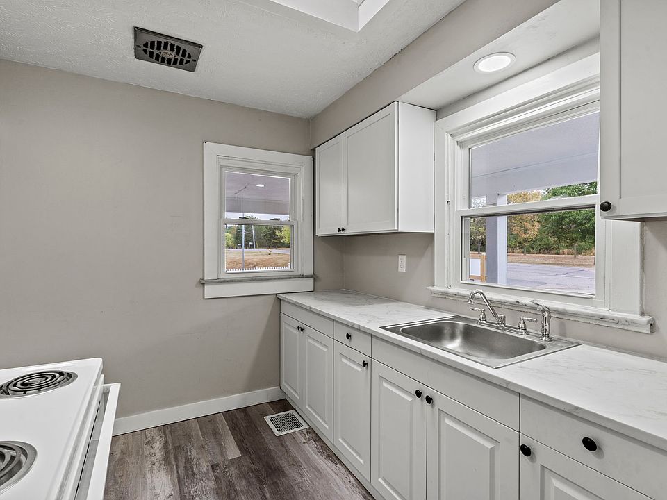 1st image of 8571 Dayton Cincinnati Pike