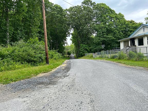 4th image of 55 Raven St