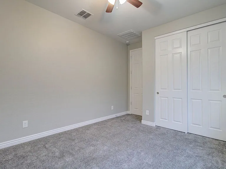 4617 E Walter Way — Photo 31