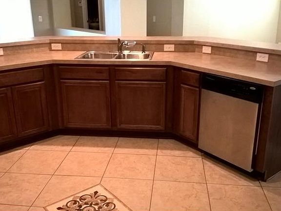 5th image of 2308 Abey Blanco Dr