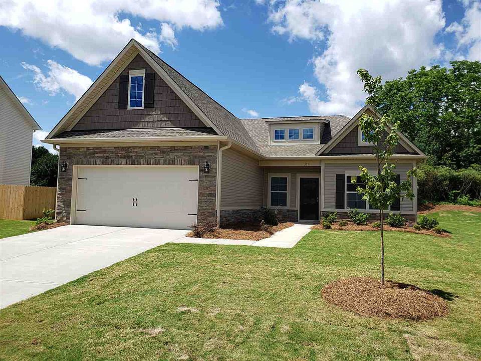 2nd image of 271 Longmont Dr