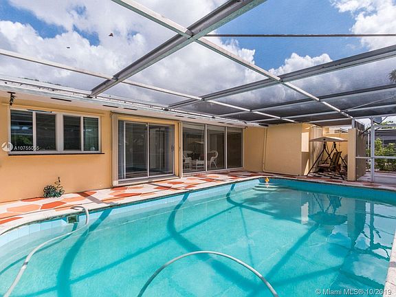 3rd image of 6744 Pansy Dr