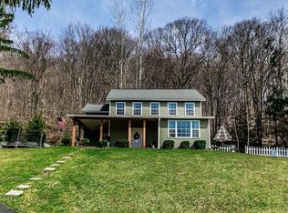 3275 Pioneer Rd, La Fayette, NY 13084