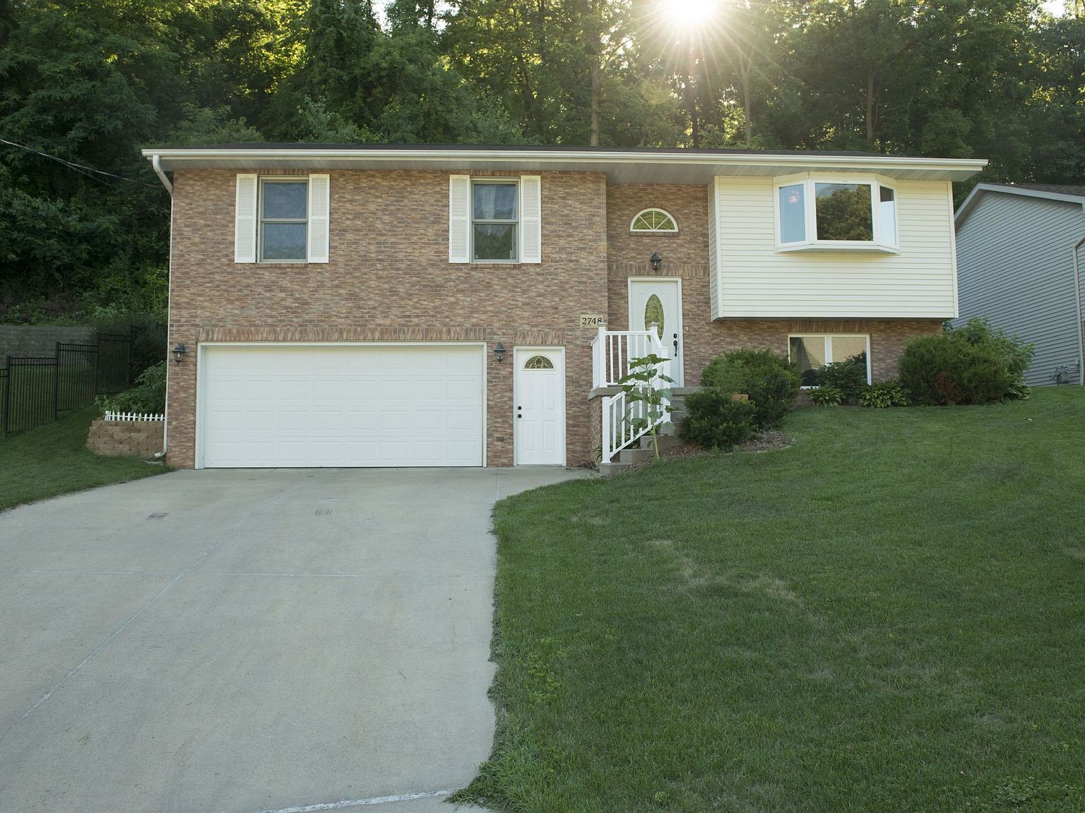 2748 Shiras Ave, Dubuque, IA 52001 Zillow