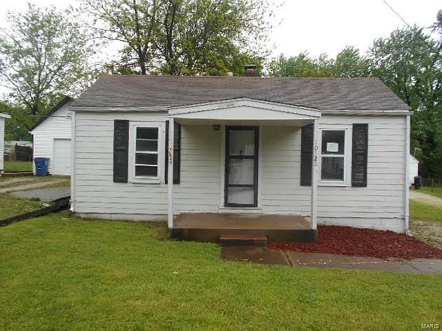 10120 Imperial Dr photo 1
