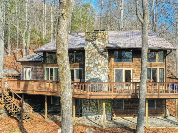 291 Norris Shores Dr, Sharps Chapel, TN 37866