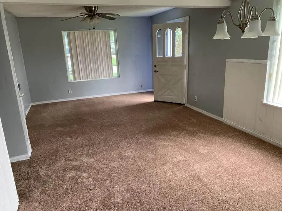 9211 Floral Ave