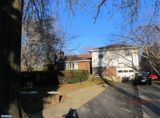 53 Meadow Ln, Cheltenham, PA 19012