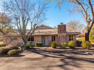 8 Meadowgreen Ct, Santa Rosa, CA 95409