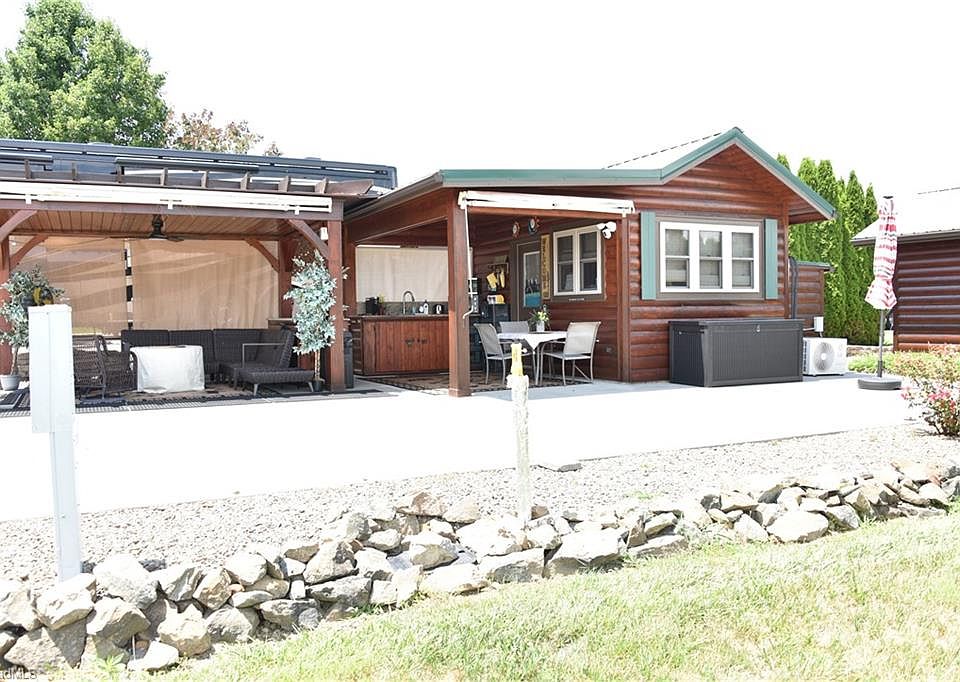 1st image of 2524 Edmonds Rd #56
