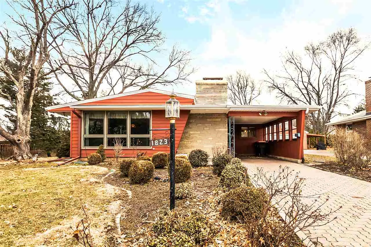 1823 W Christine Ave photo 1