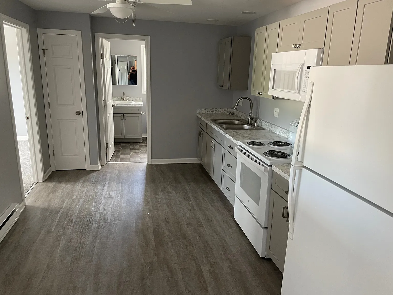 1 bed, 875 sqft, $1,395 — Photo 4