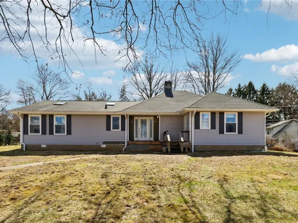 9730 Valley View Rd, Pittsburgh, PA 15237