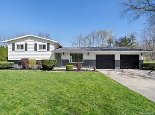 5396 Smiths Creek Rd, Smiths Creek, MI 48074