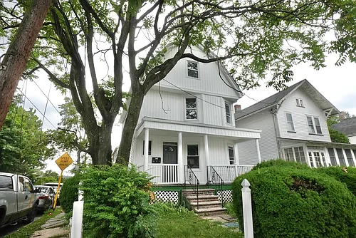 1012 Sanford Ave #2 Photo 1