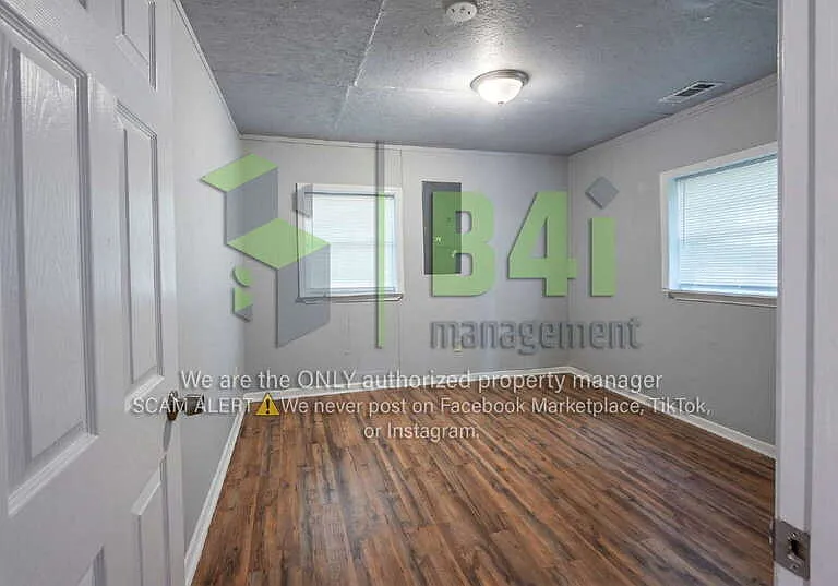934 Motley St — Photo 12