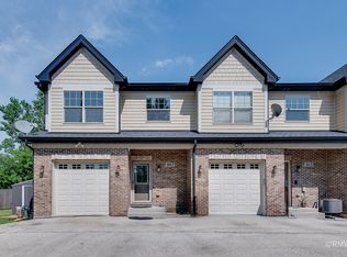 463 E Potter St, Wood Dale, IL 60191