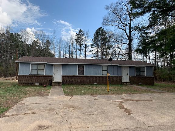 2nd image of 208-218 Elm Ln