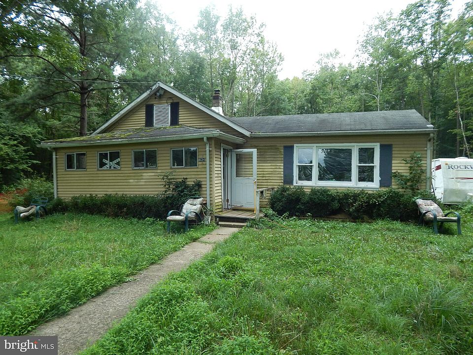 2nd image of 634 Mahan Rd