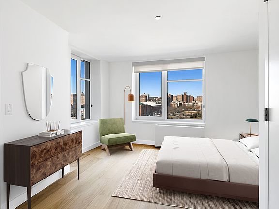 2nd image of 445 Gerard Ave #W1202