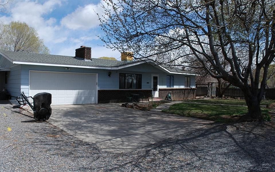 2nd image of 12332 W Spring Cir