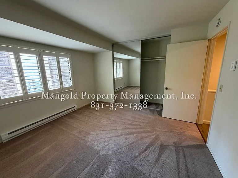 Huckleberry Hill Apartments — Photo 2