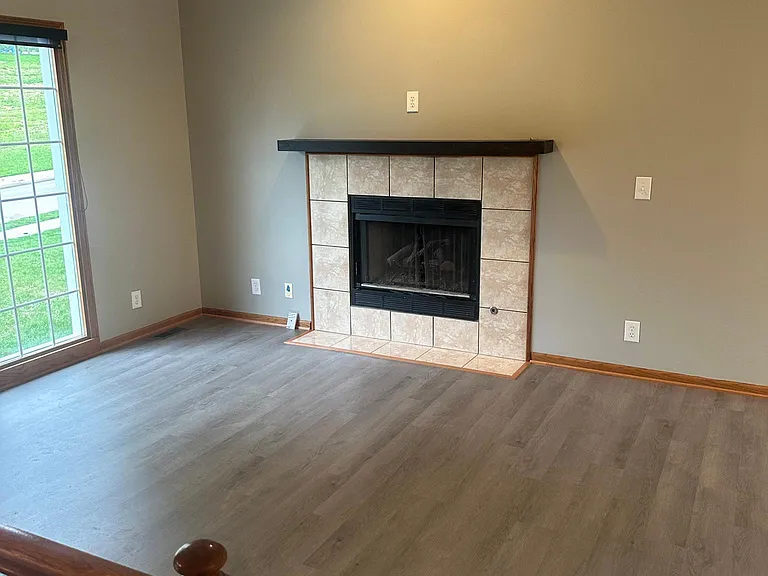 5024 Spaulding St — Photo 2